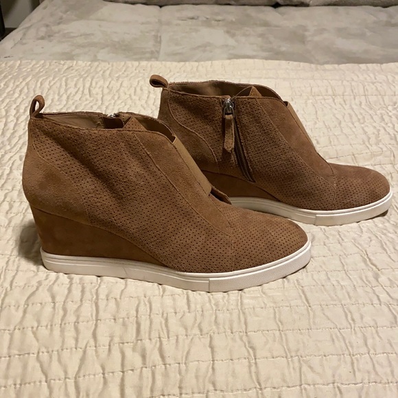 Linea Paolo Brown Faux Suede Wedge Sneaker - Picture 2 of 8